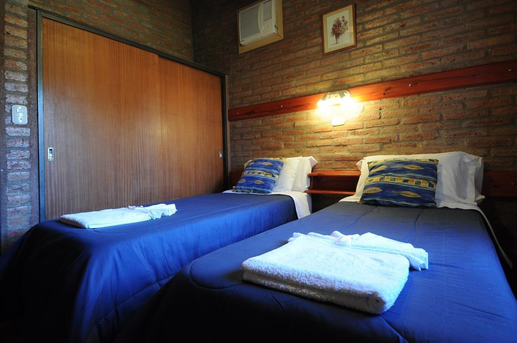 Lodge Tinajas Del *